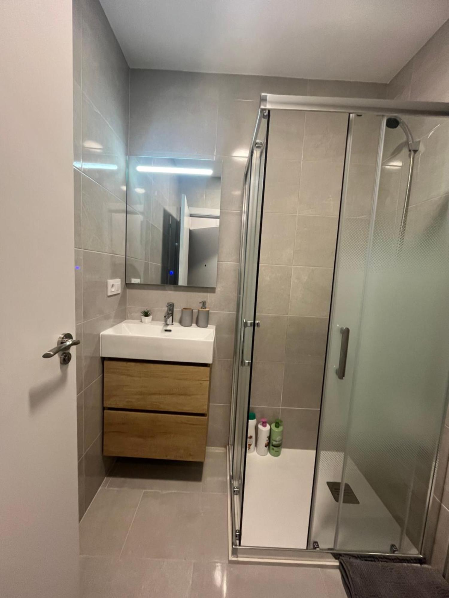 Apartamento Leon Centrico, Moderno Y Muy Equipado อันมานซา ภายนอก รูปภาพ